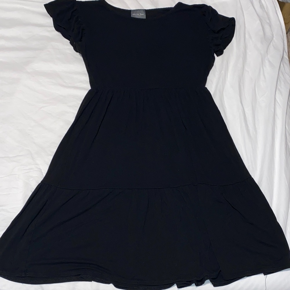 Olivia Rae Classic Black dress. Pilgrim style size small in EUC